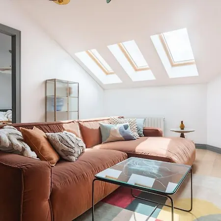 Colourpop: Luxurious Uptown In * Riga