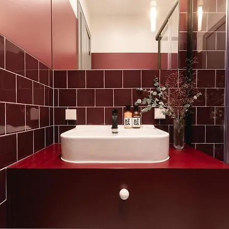 Colourpop: Luxurious Uptown In Lägenhet Riga