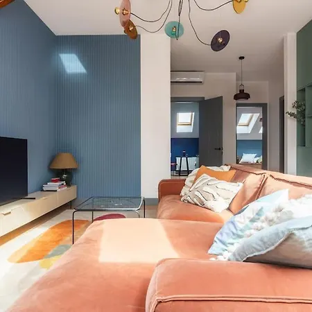 Colourpop: Luxurious Uptown In * Riga