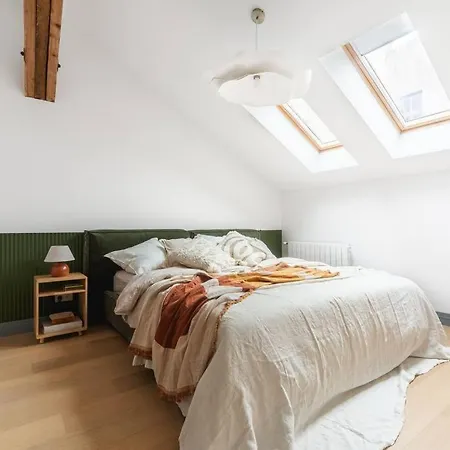 Colourpop: Luxurious Uptown In * Riga